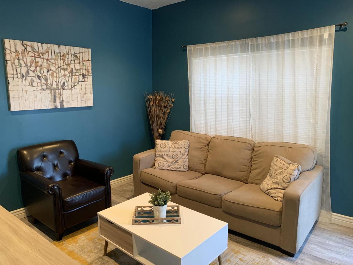 Baby Blue Sky - Price 2Bd - Newly Remodeled - Nearby Trails Lägenhet Exteriör bild